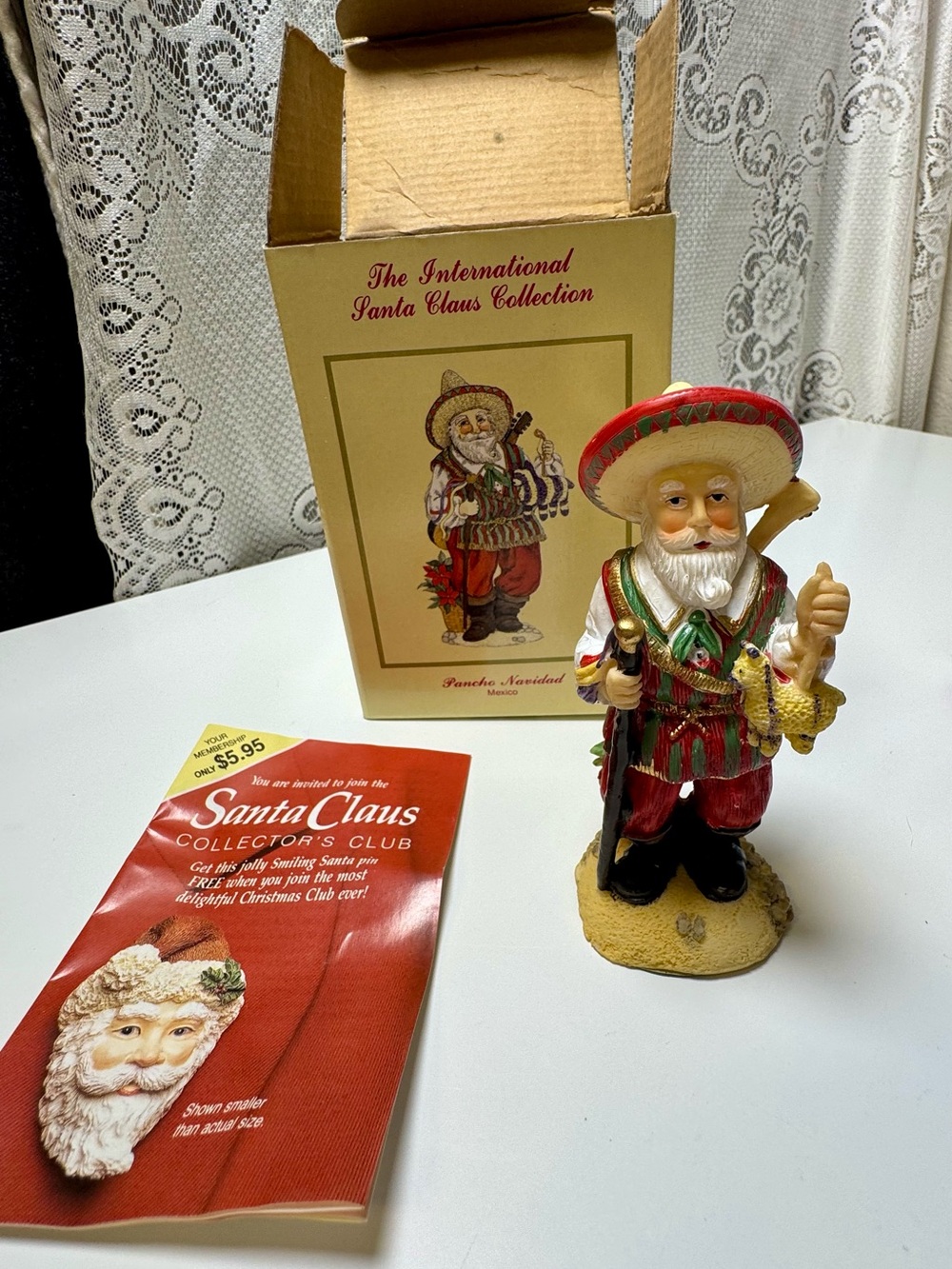 Pancho Navidad Santa Figurine - Red, Green, Gold